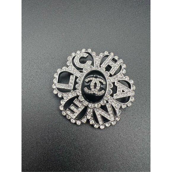 Draft Listing - Picture 3 of 13